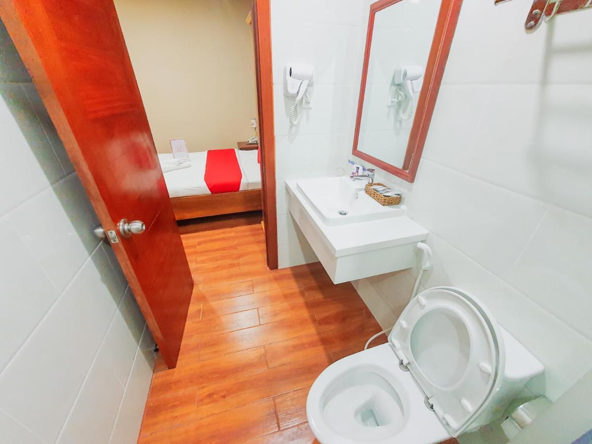 Leha Saigon Hotel Airport Хошимин Экстерьер фото